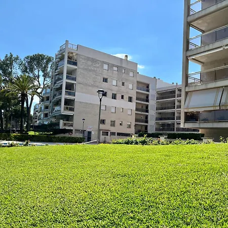 Апартаменти Amb Piscina *