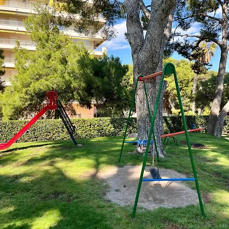 Апартаменти Amb Piscina *